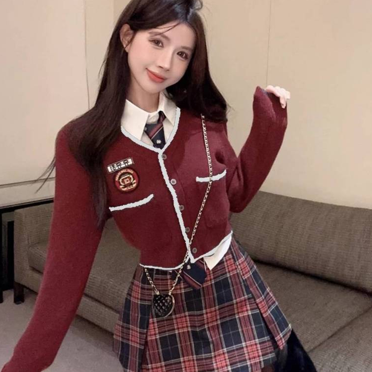 [A465] Áo len nữ Montoghi dệt kim LOGO KÈM CHỮ phối VIỀN VÀ TÚI cài nút tay dài sang trọng - L2M (New)