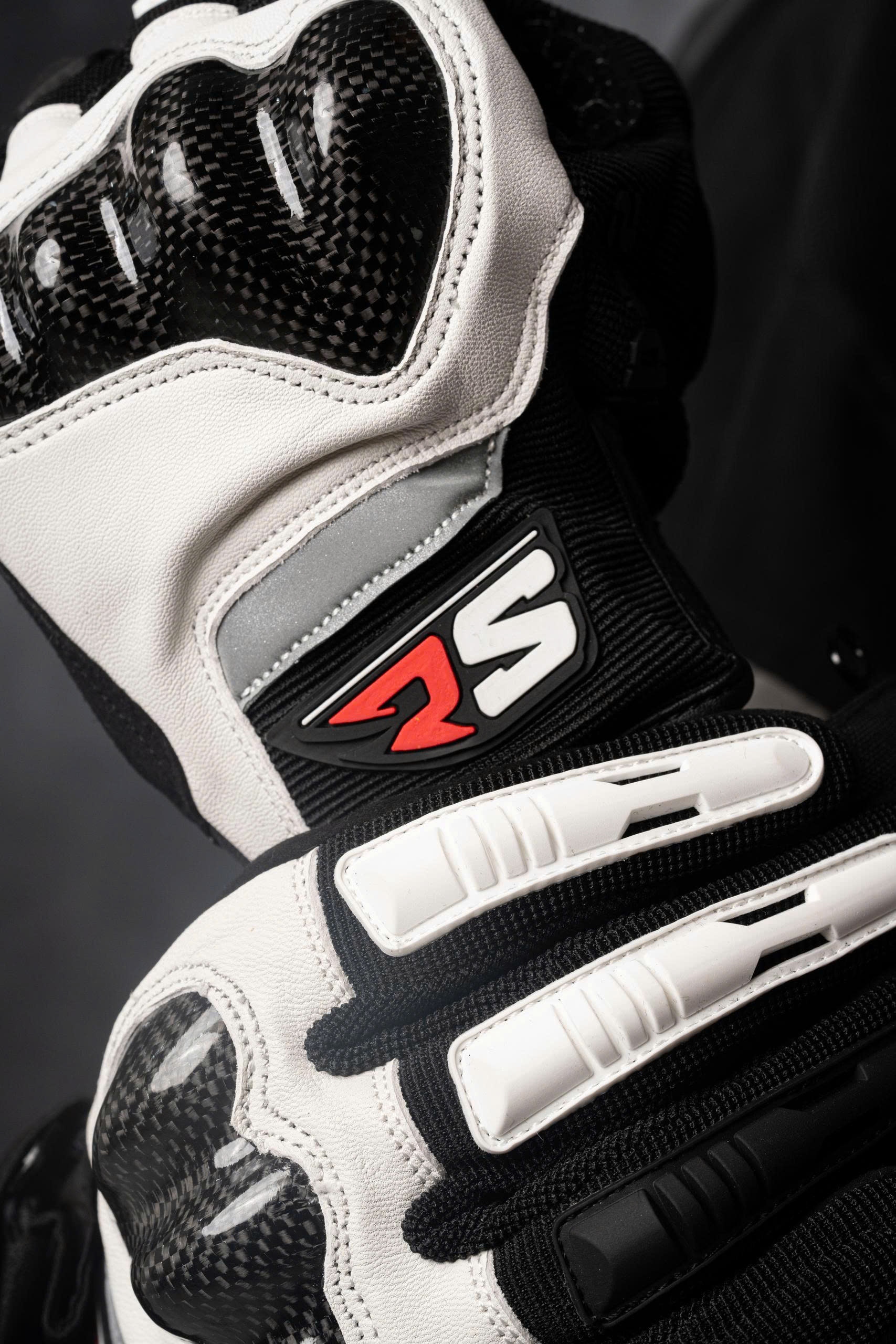 Găng tay Rider's Station RDS-2 Premium Carbon