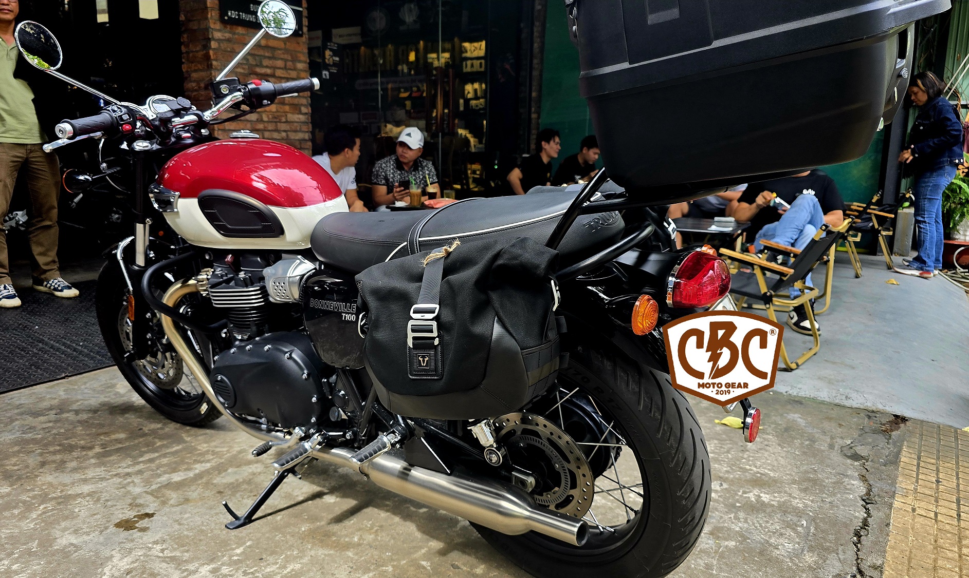 Khung Túi SW-Motech SLC cho Triumph T100/T120 Trái