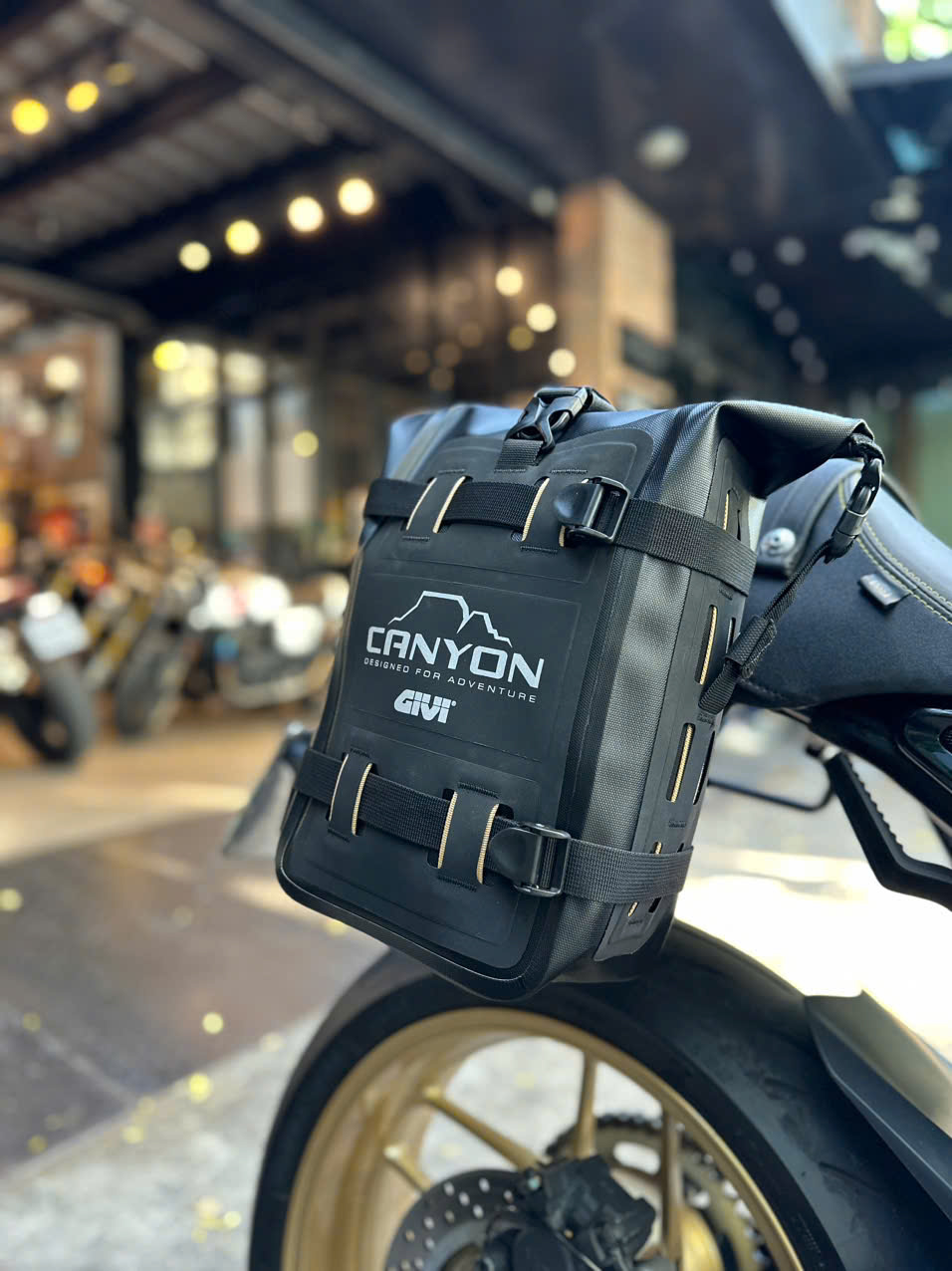 Túi Gắn Khung Xe Chống Nước GIVI GRT730 (4L)