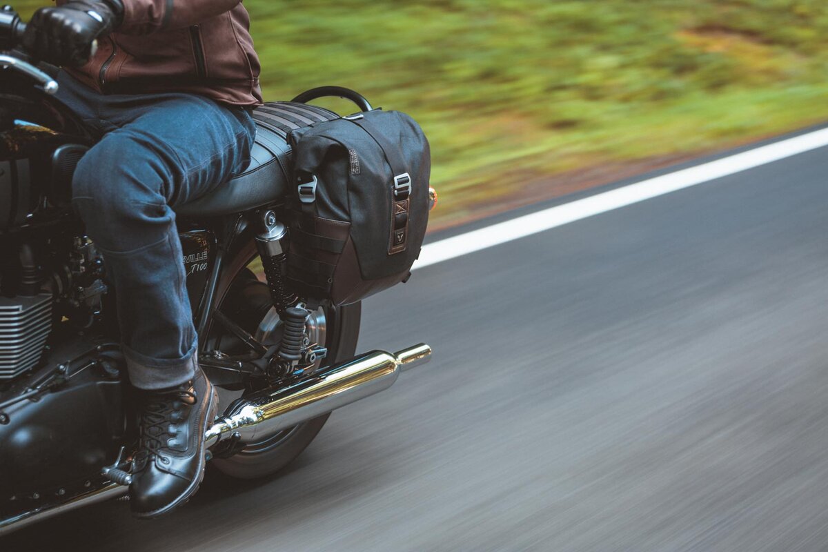 Túi SW-Motech Legend Gear LC2 13.5L Phải Đen- CBC MOTO GEAR