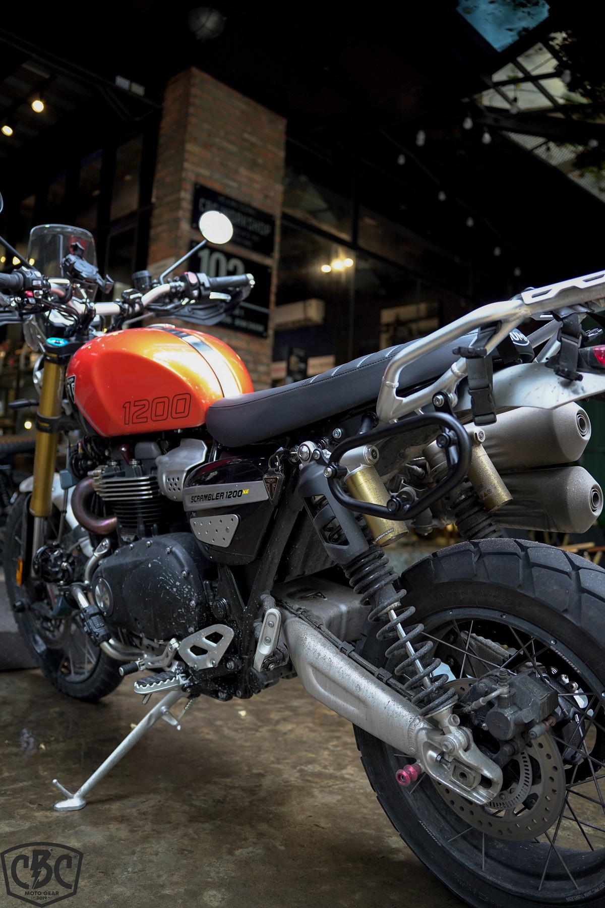 Khung túi SW-Motech Triumph Scrambler 1200 – Trái