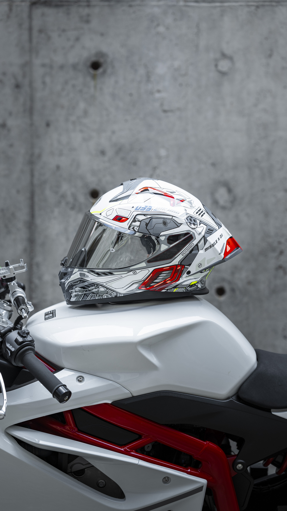 Nón Bảo Hiểm ILM MF510 - TRẮNG ĐỎ