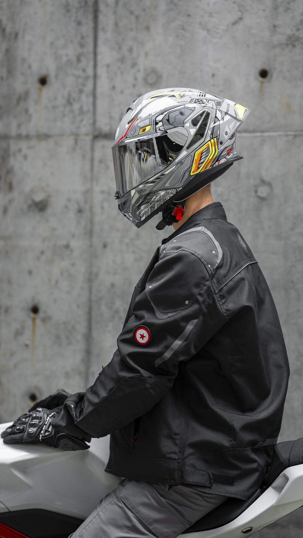 Nón Bảo Hiểm ILM MF510 - XÁM VÀNG