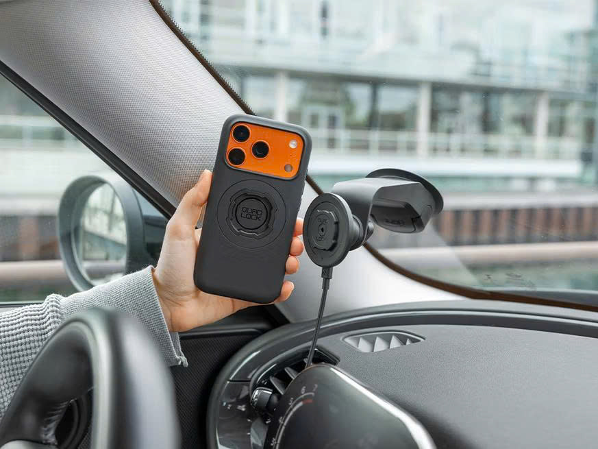 QuadLock MAG Case Iphone 17 pro max