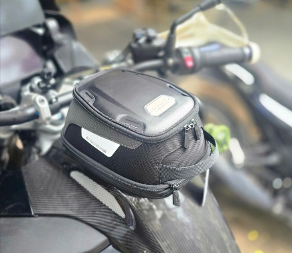 Ngàm túi bình xăng Loboo GS 1250/ Tiger 1200 / Ducati Multis mã 081 ( mẫu mới)