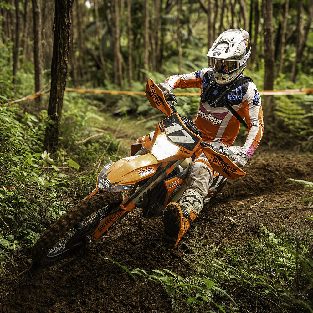 BALO CÓ TÚI NƯỚC HYDRO RACE