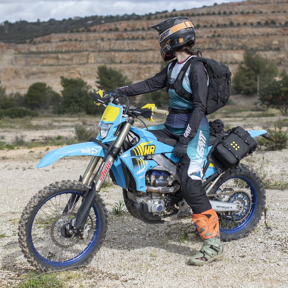 Balo Kriega R15