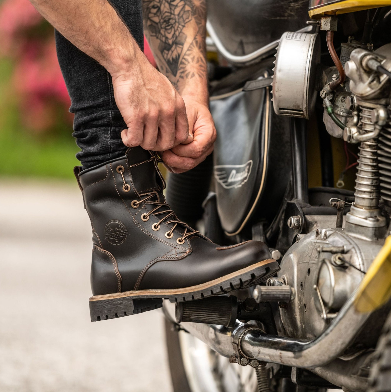 Giày Moto Forma Legacy Dry - Nâu