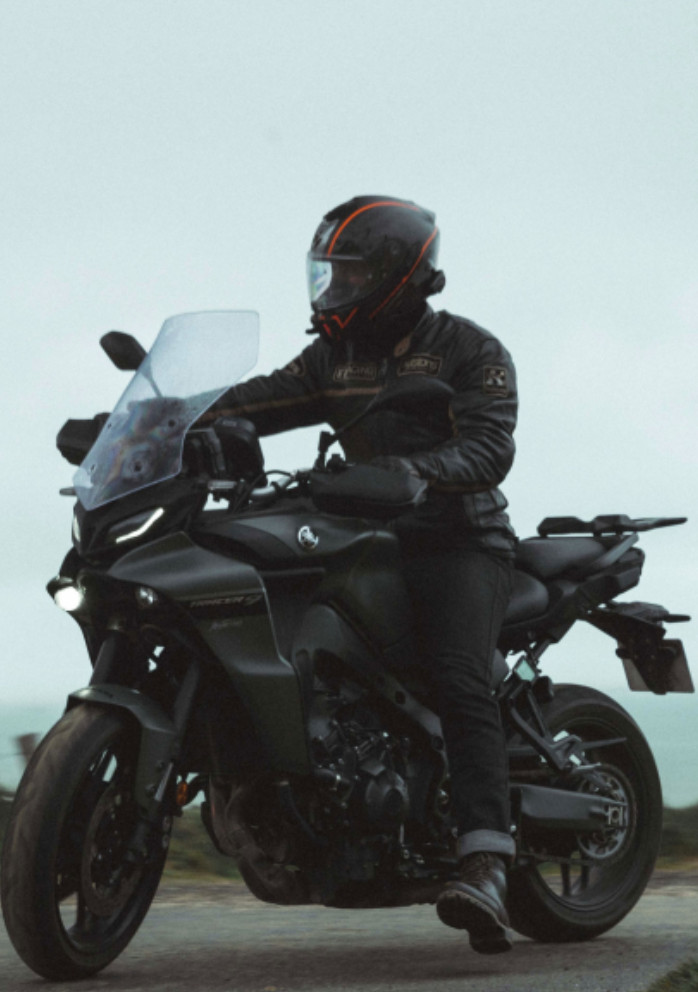Giày Nữ Moto Forma Legacy Dry - Đen