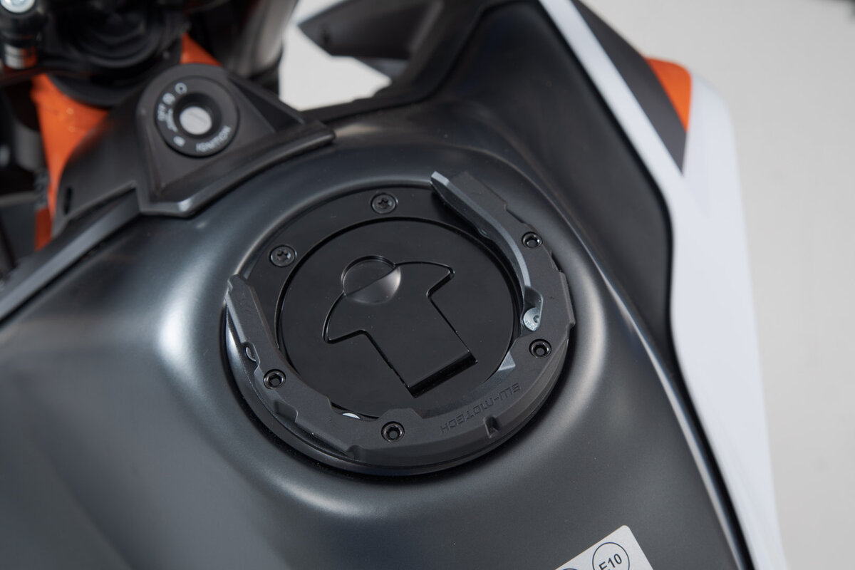 Ngàm Cài Túi Bình Xăng SW-Motech cho KTM Duke 125 / 390 / 790 / 890, RC 125
