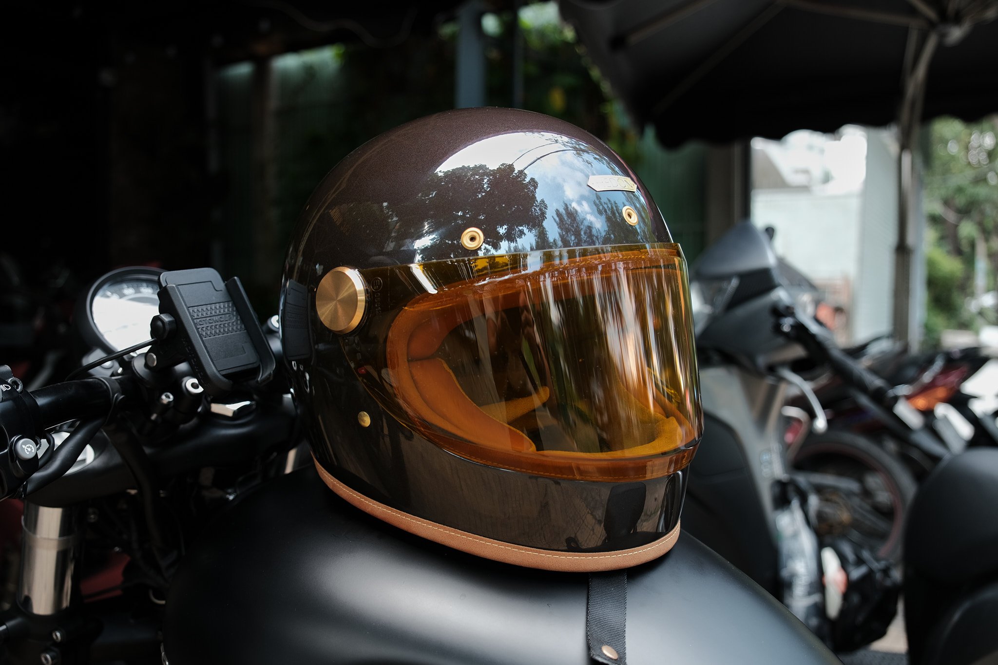 Nón Classic Hedon Heroine Racer Macadamia 2.0