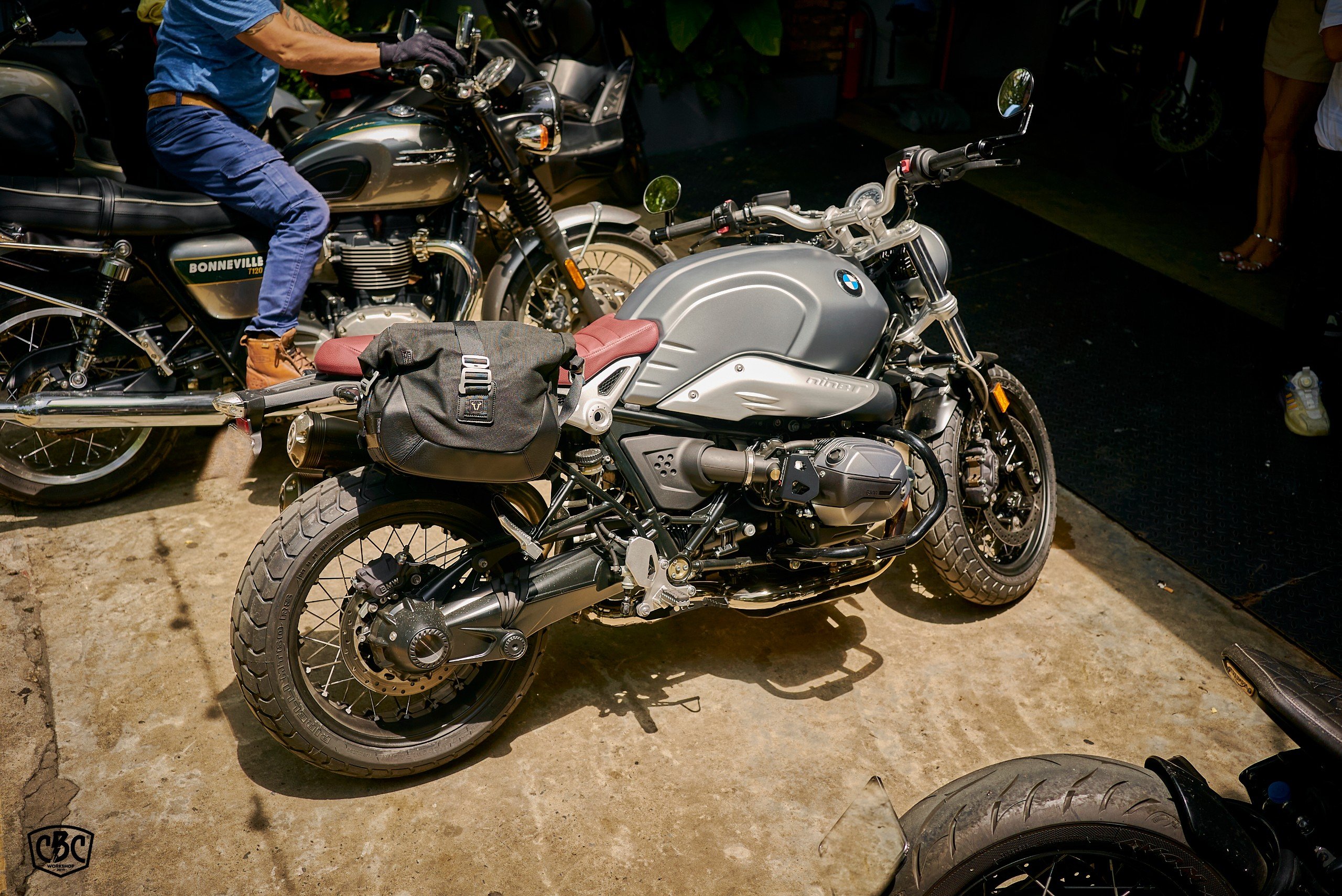 Khung Túi SW-Motech SLC Trái cho BMW R9T