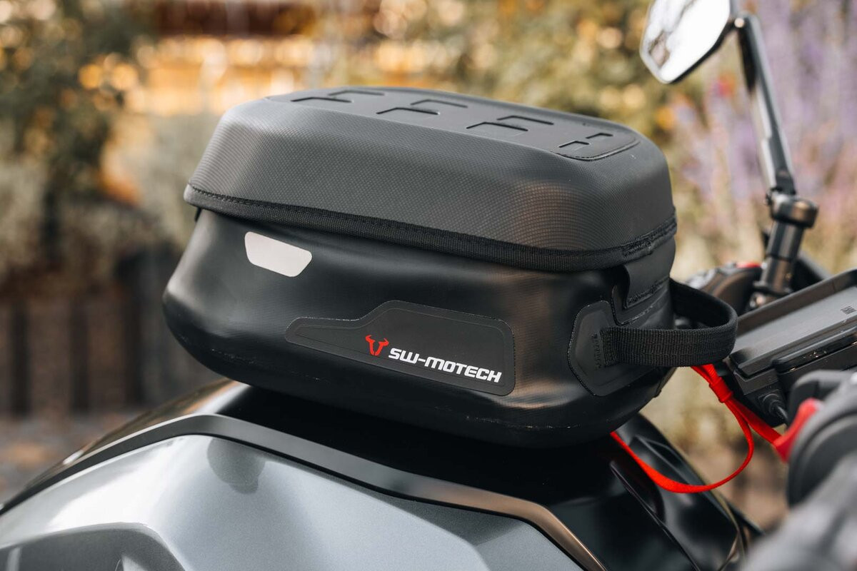 Túi Cài Bình Xăng SW-Motech Pro Micro WP 4 lít (chống nước). CBC MOTO GEAR