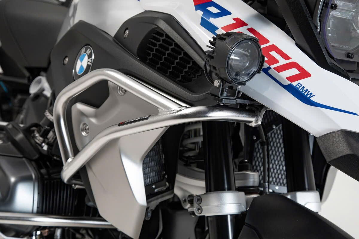 Khung chống đổ SW - Motech trên của xe BMW R 1250 GS màu bạc
