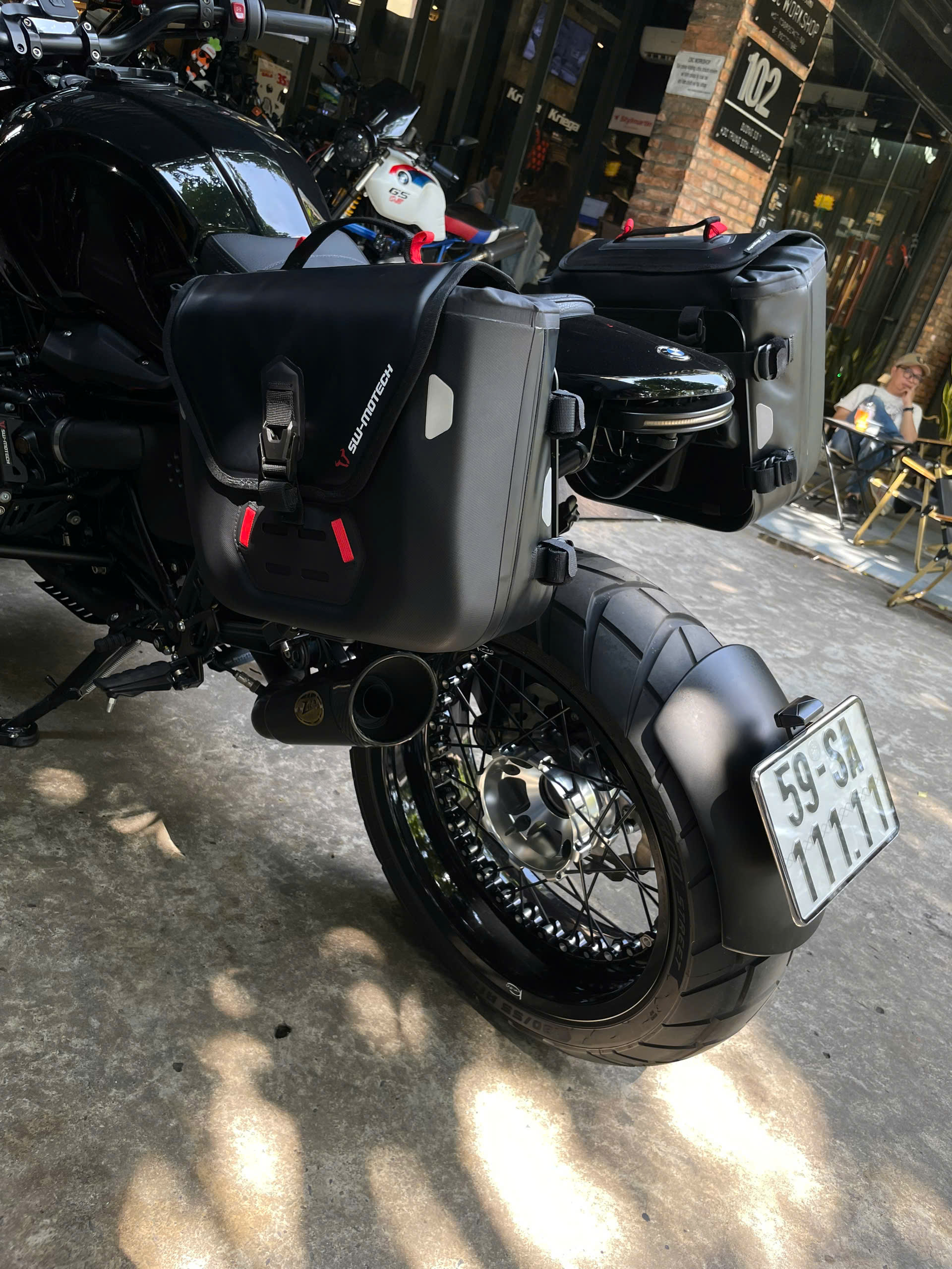 Khung Túi SW-Motech SLC Trái cho BMW R9T