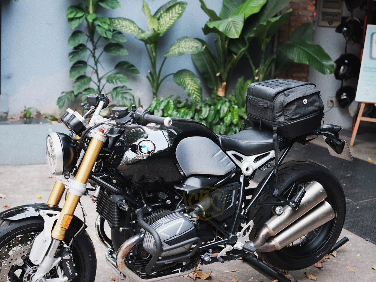Túi yên SW-MOTECH Legend Gear Neu Tail Bag LR4. 18-25L