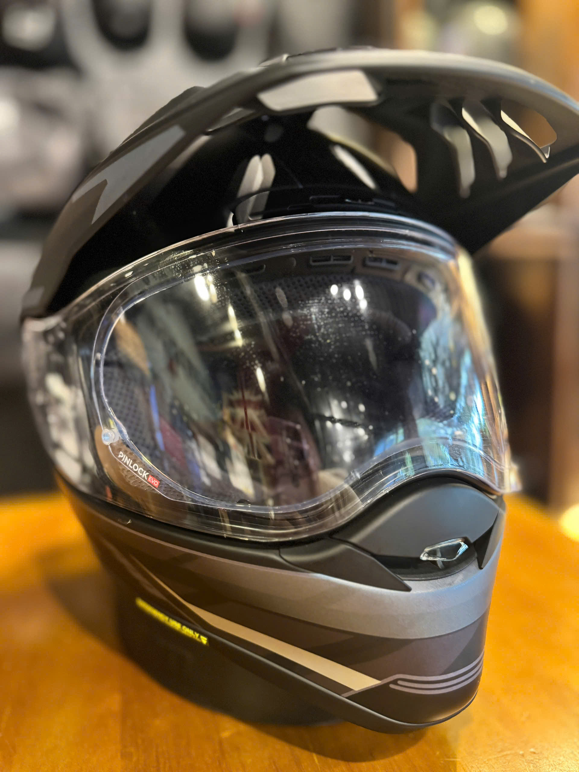 (Hàng lướt) Nón Shoei Hornet ADV Size XL 99%