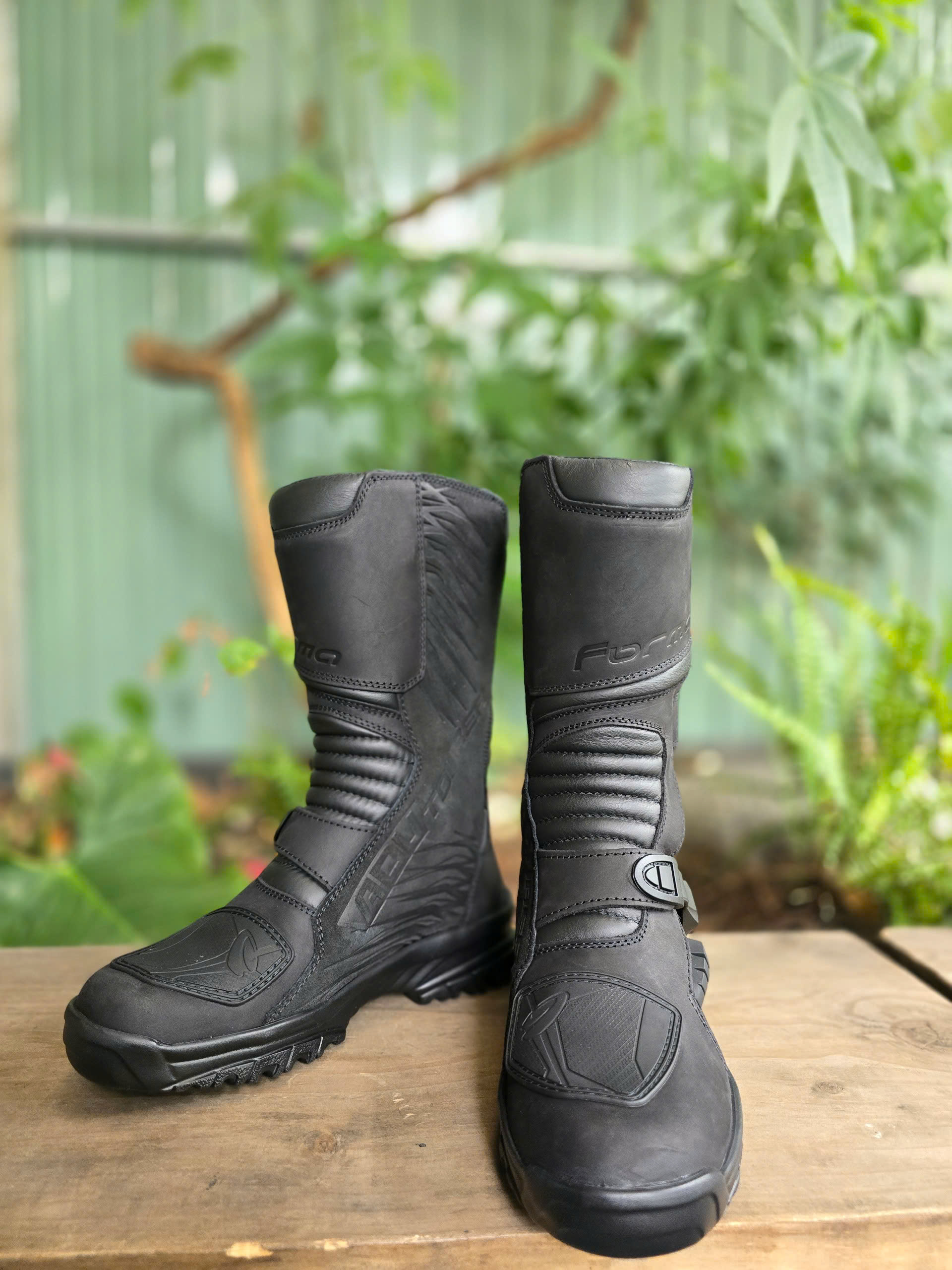 Giày Forma ADV Tourer Dry - ĐEN