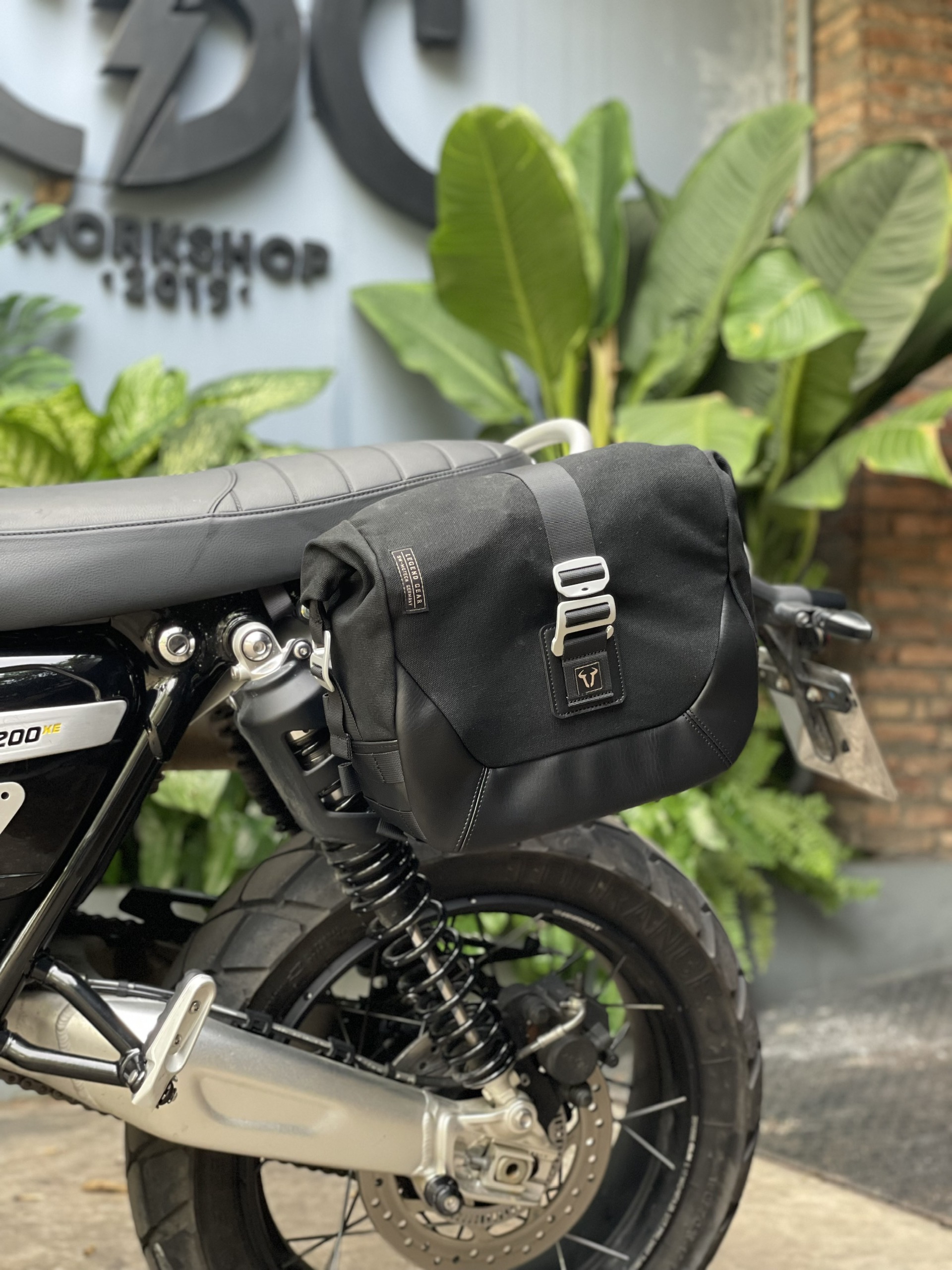 Túi SW-Motech Legend Gear LC2 13.5L Trái