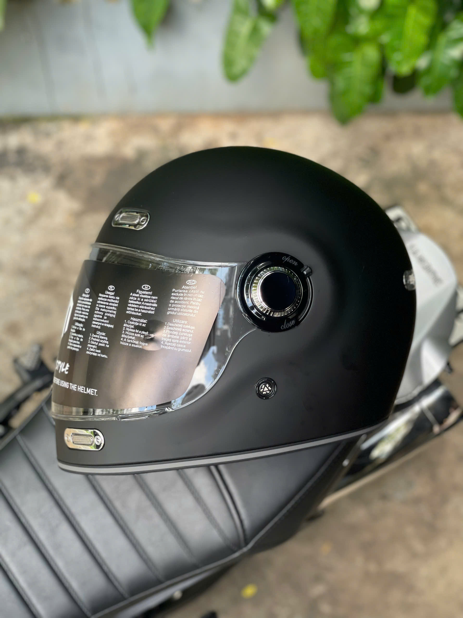 NÓN BẢO HIỂM ILM Z503 - ĐEN NHÁM