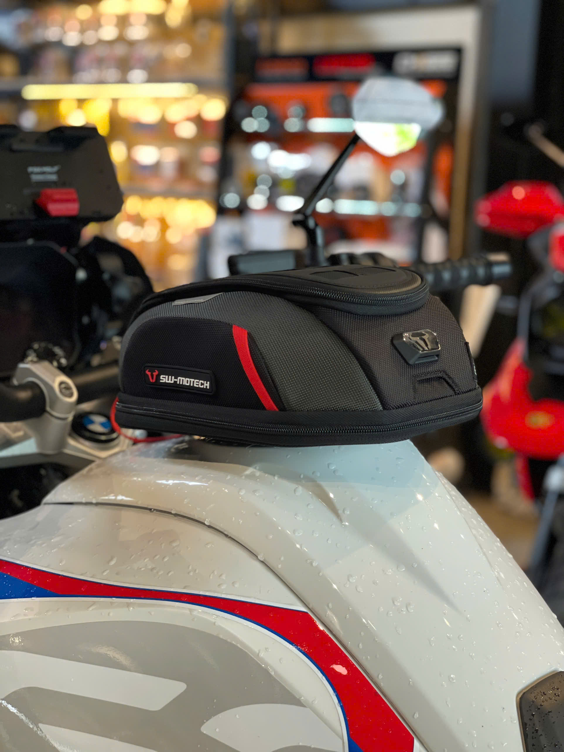 Túi Cài Bình Xăng SW-Motech Pro Micro 3-5 lít. CBC MOTO GEAR