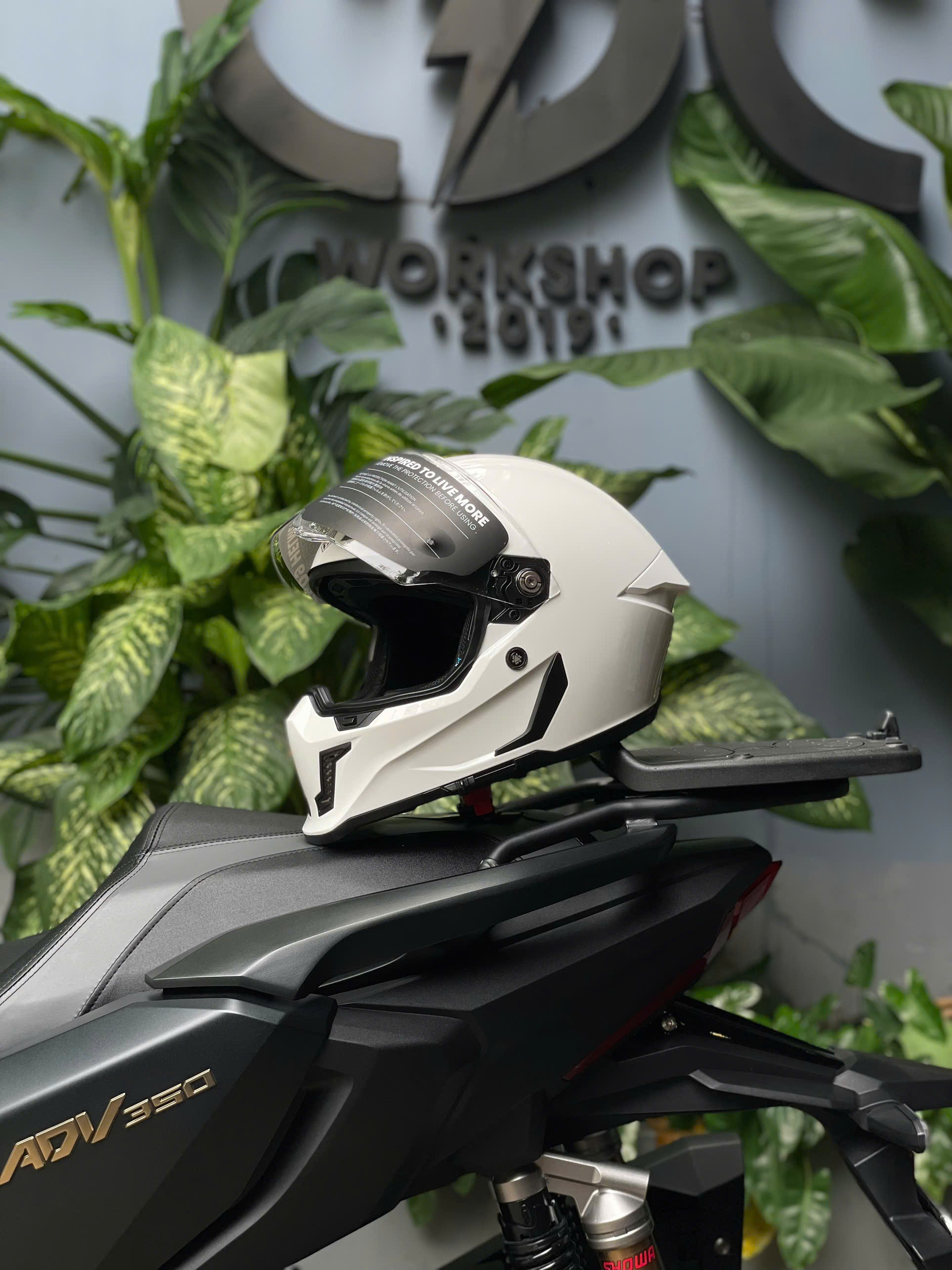 NÓN BẢO HIỂM ILM MF509 - TRẮNG