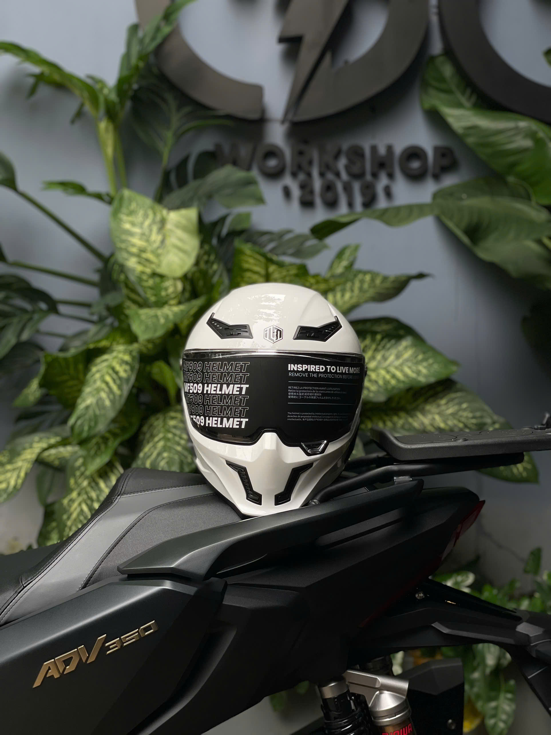 NÓN BẢO HIỂM ILM MF509 - TRẮNG