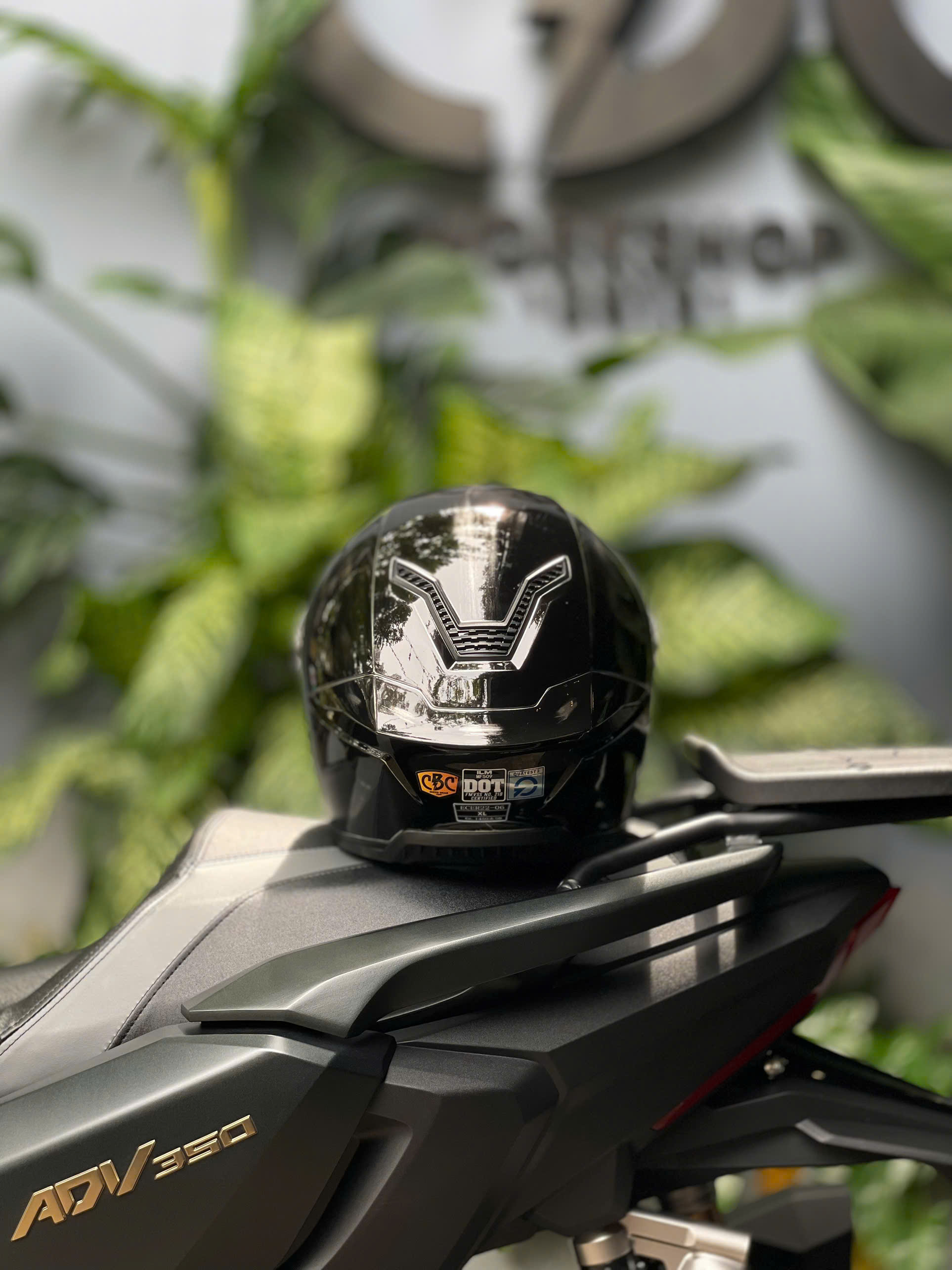 NÓN BẢO HIỂM ILM MF509 - ĐEN XƯỚC