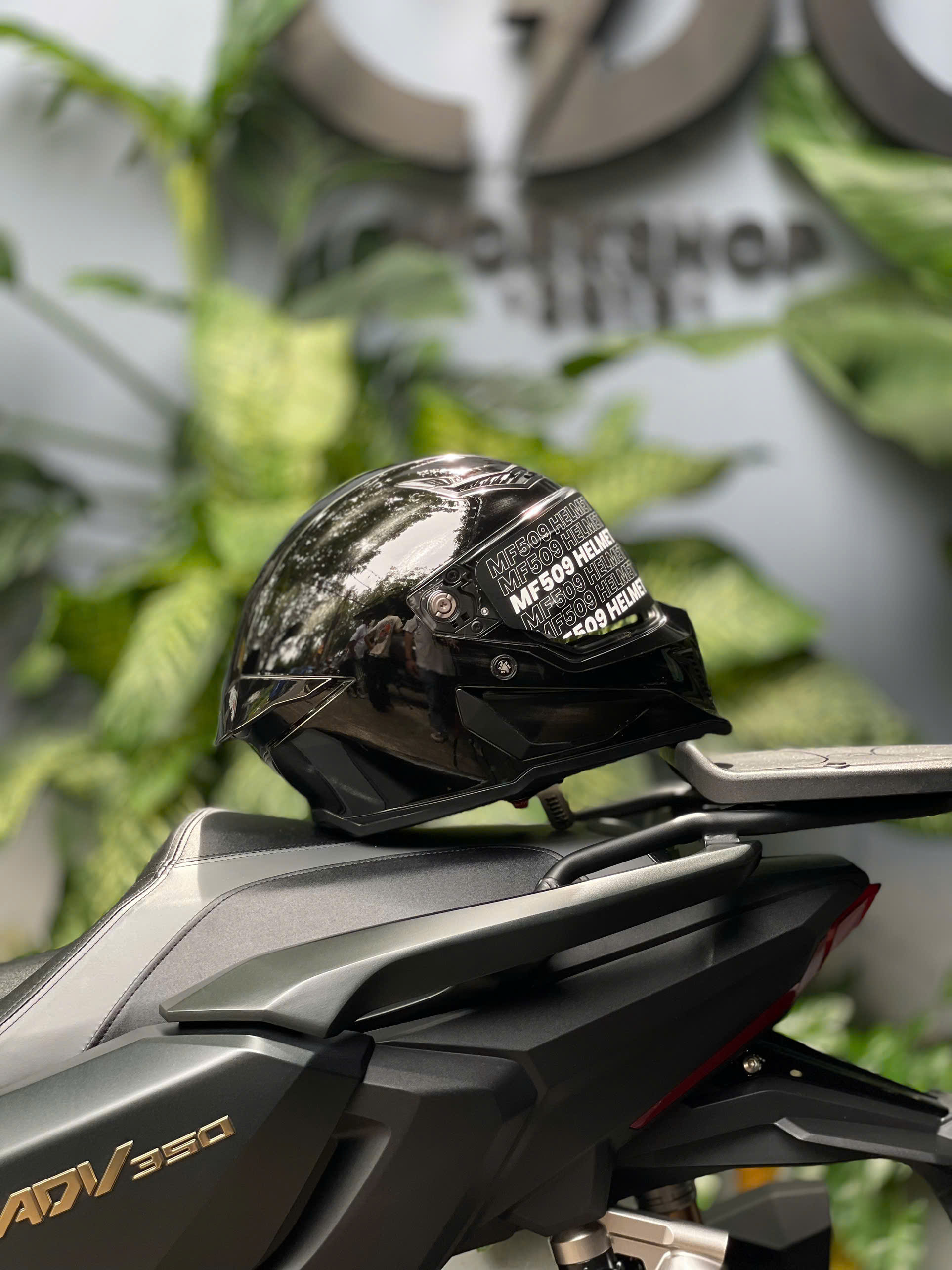 NÓN BẢO HIỂM ILM MF509 - ĐEN XƯỚC