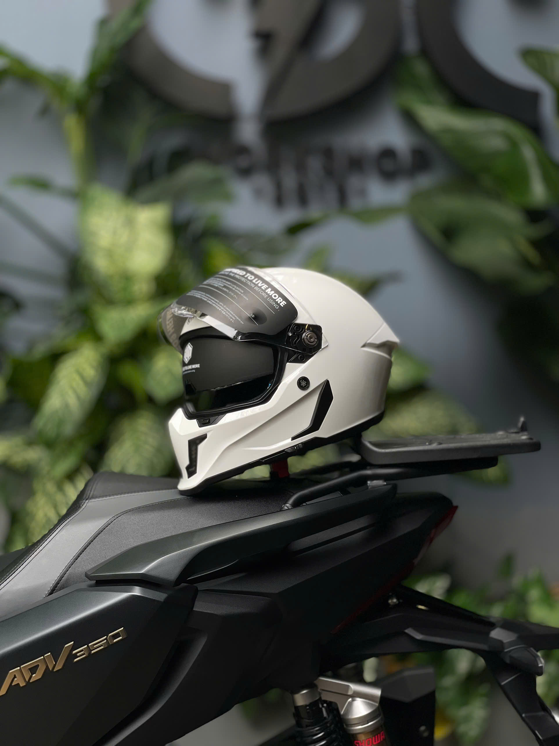 NÓN BẢO HIỂM ILM MF509 - TRẮNG