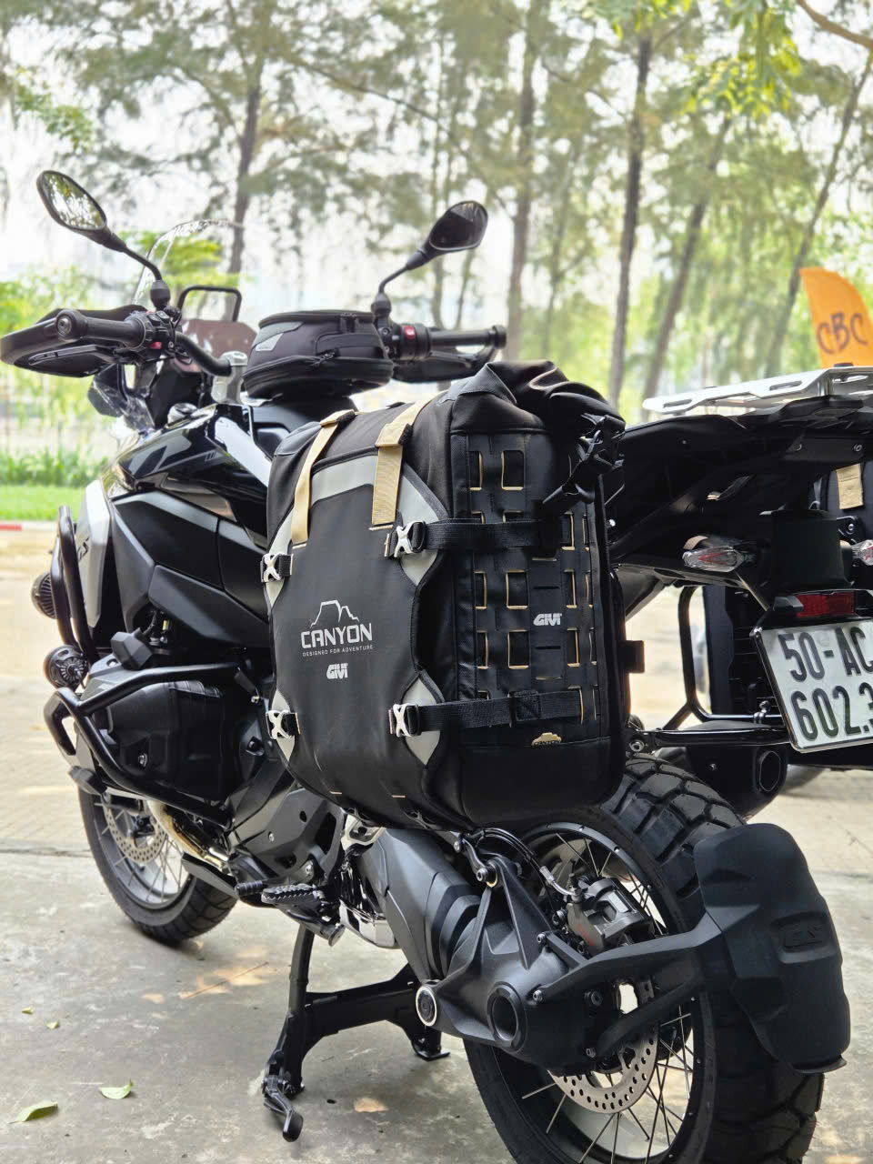 Túi Hông GIVI GRT709B Pat Universal - (35L-35L)