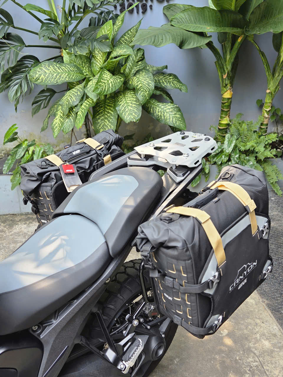 Túi Hông GIVI GRT709B Pat Universal - (35L-35L)