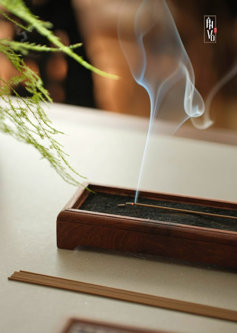 nhang trầm hương không tăm