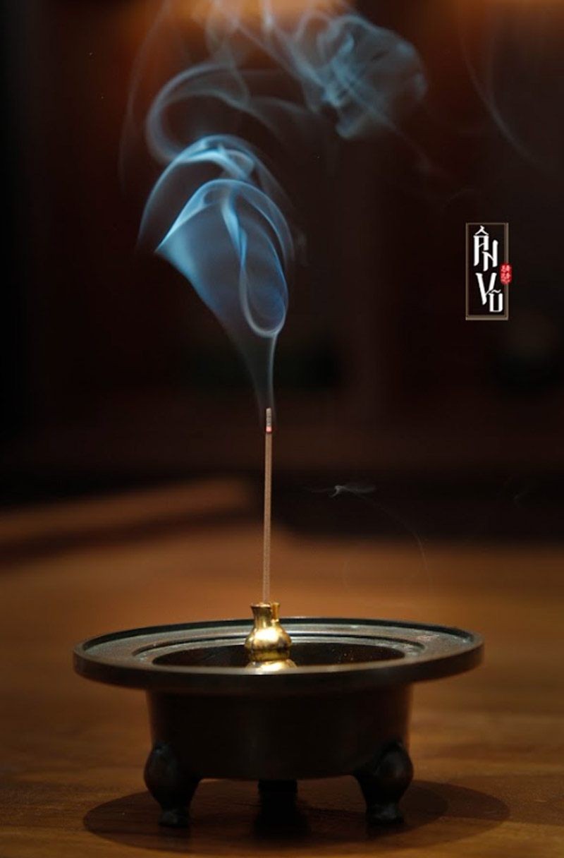 Thắp hương