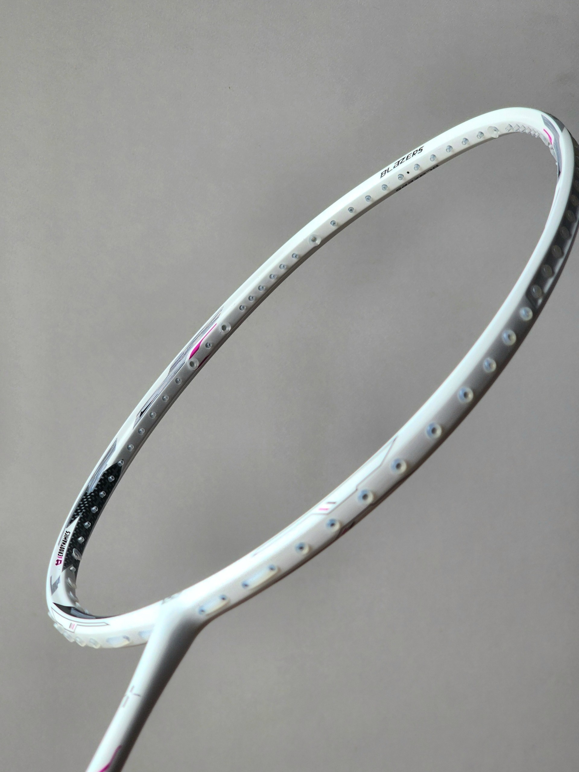 Vợt Cầu Lông VS Blade 7500 Trắng Đen - Chính hãng