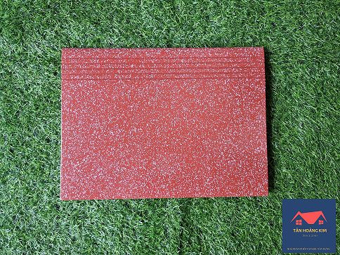 Gạch bậc thềm 30x40cm màu đỏ chấm bi Gốm Đất Việt