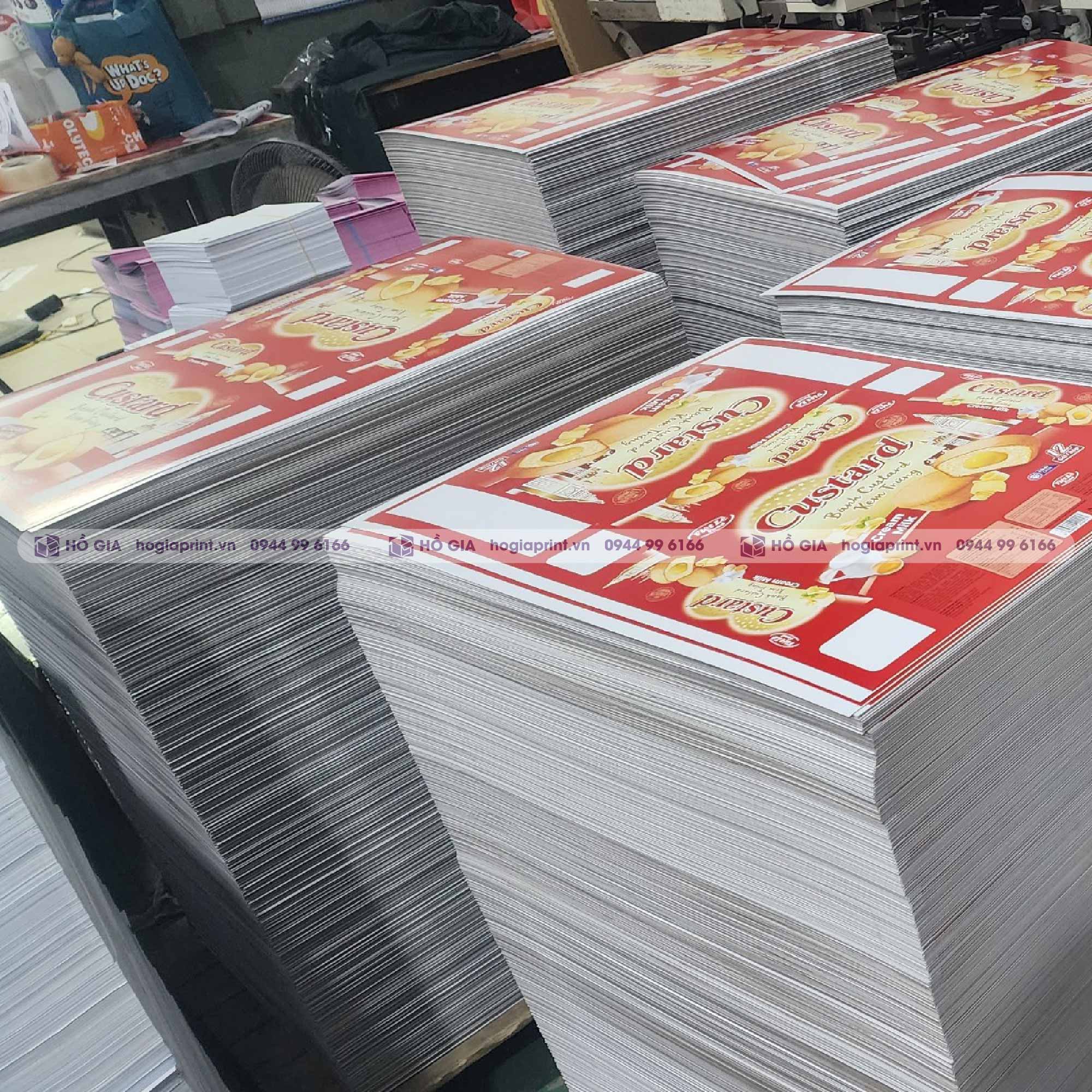 in hộp giấy đựng bánh tại xưởng in Hồ Gia