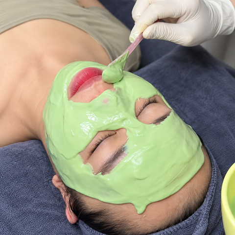 Mặt Nạ Dẻo Bị Vón, Nhanh Đông, Rách Khi Bóc Vì Sao?