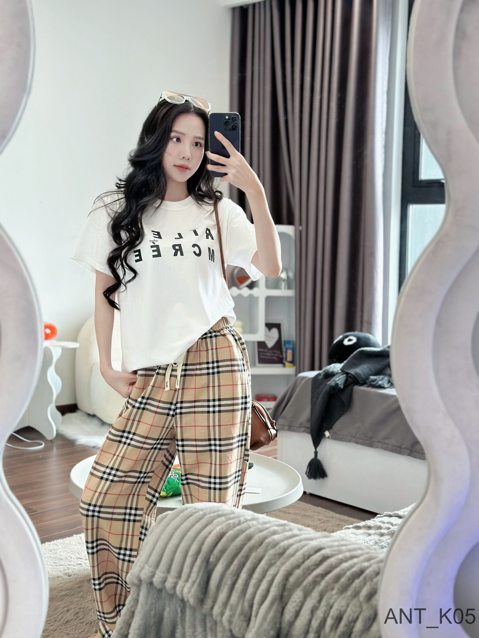Set bộ cotton korea quần chất  kẻ caro siêu xịn mềm mịn phối áo chữ RILEY Trắng, in cao cấp (40-65kg) ANT_K05