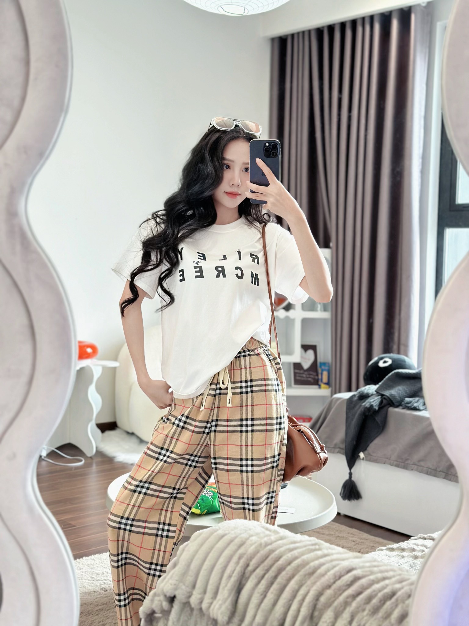 Set bộ cotton korea quần chất  kẻ caro siêu xịn mềm mịn phối áo chữ RILEY Trắng, in cao cấp (40-65kg) ANT_K05