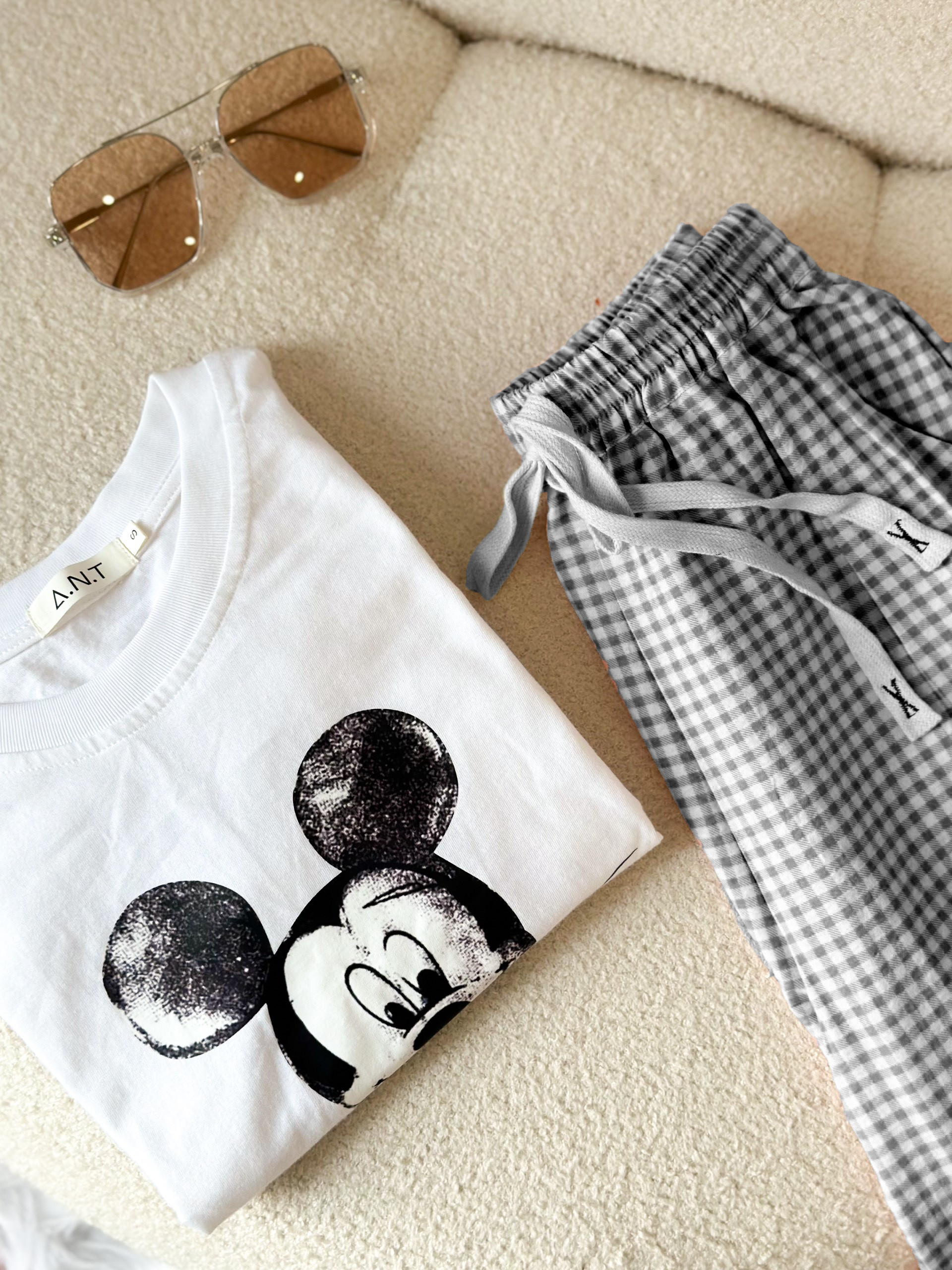 Set Bộ Cotton Korea quần kẻ caro phối áo phông Mickey ngắn tay (40-65kg) ANT_K07