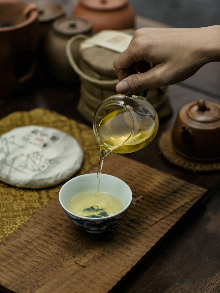 Phổ nhĩ sống Dã Ngưu Đường bánh 200g 2023