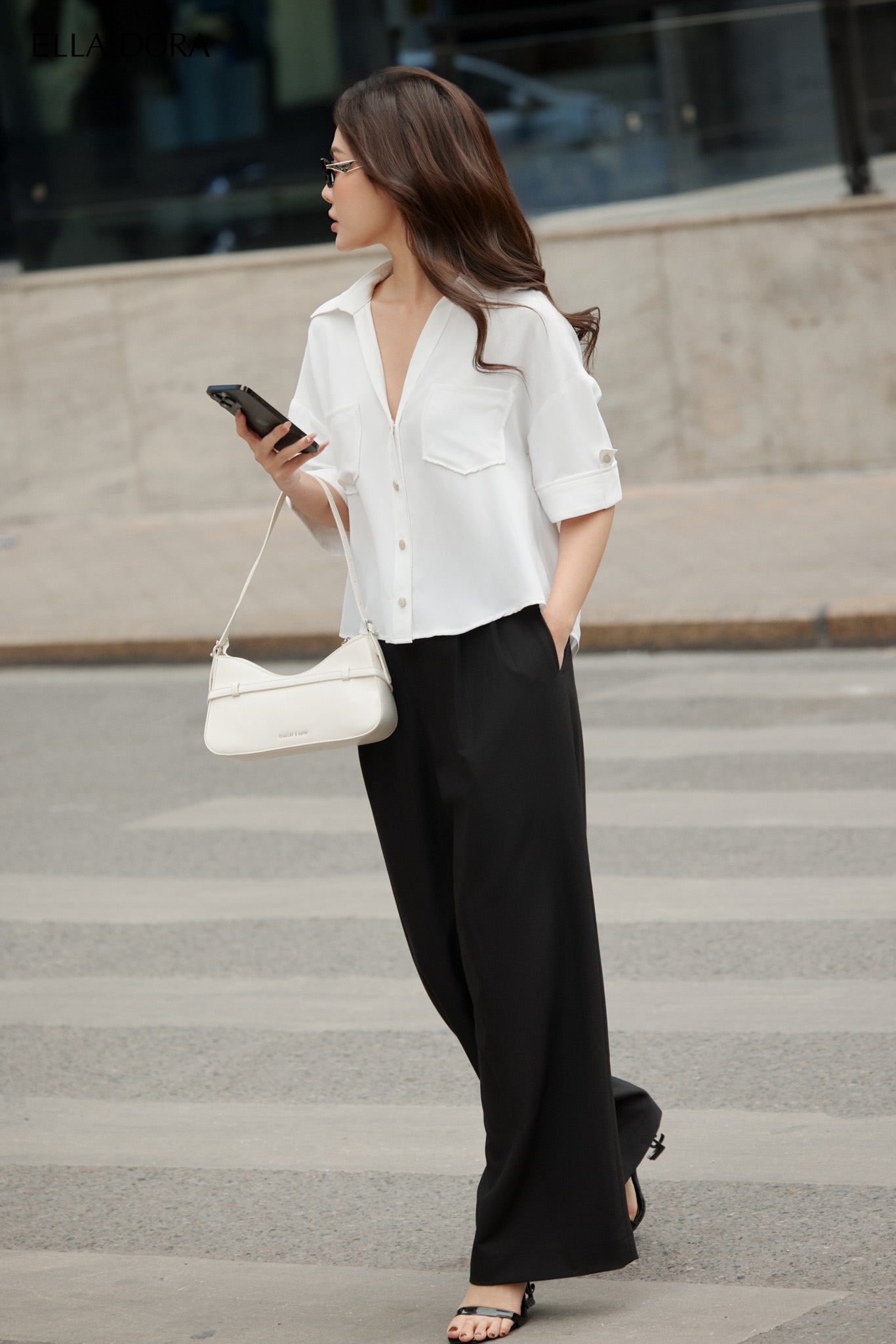SM158LA - Sơ mi cổ V 2 túi ngực