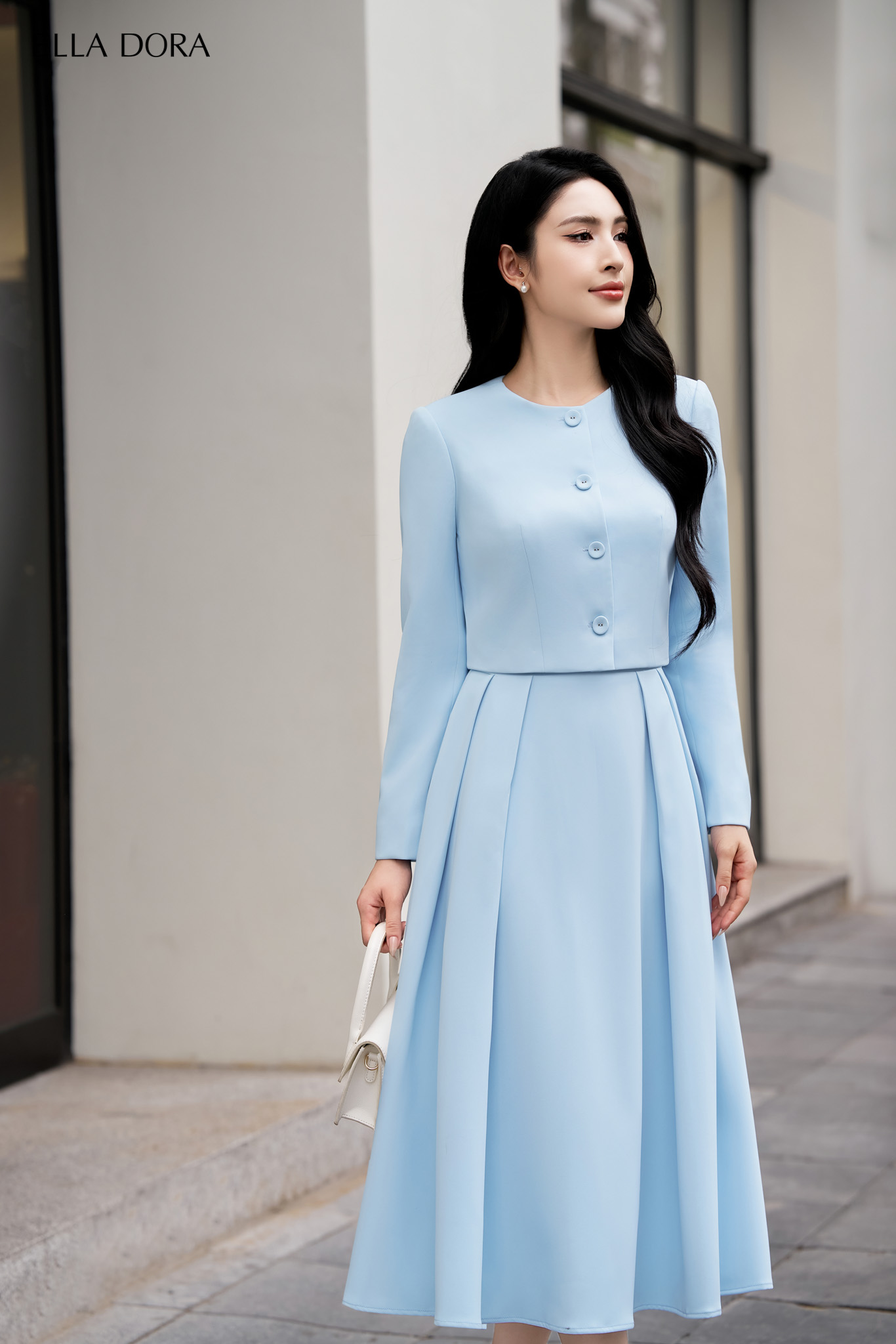 Set  cổ tròn xanh lơ