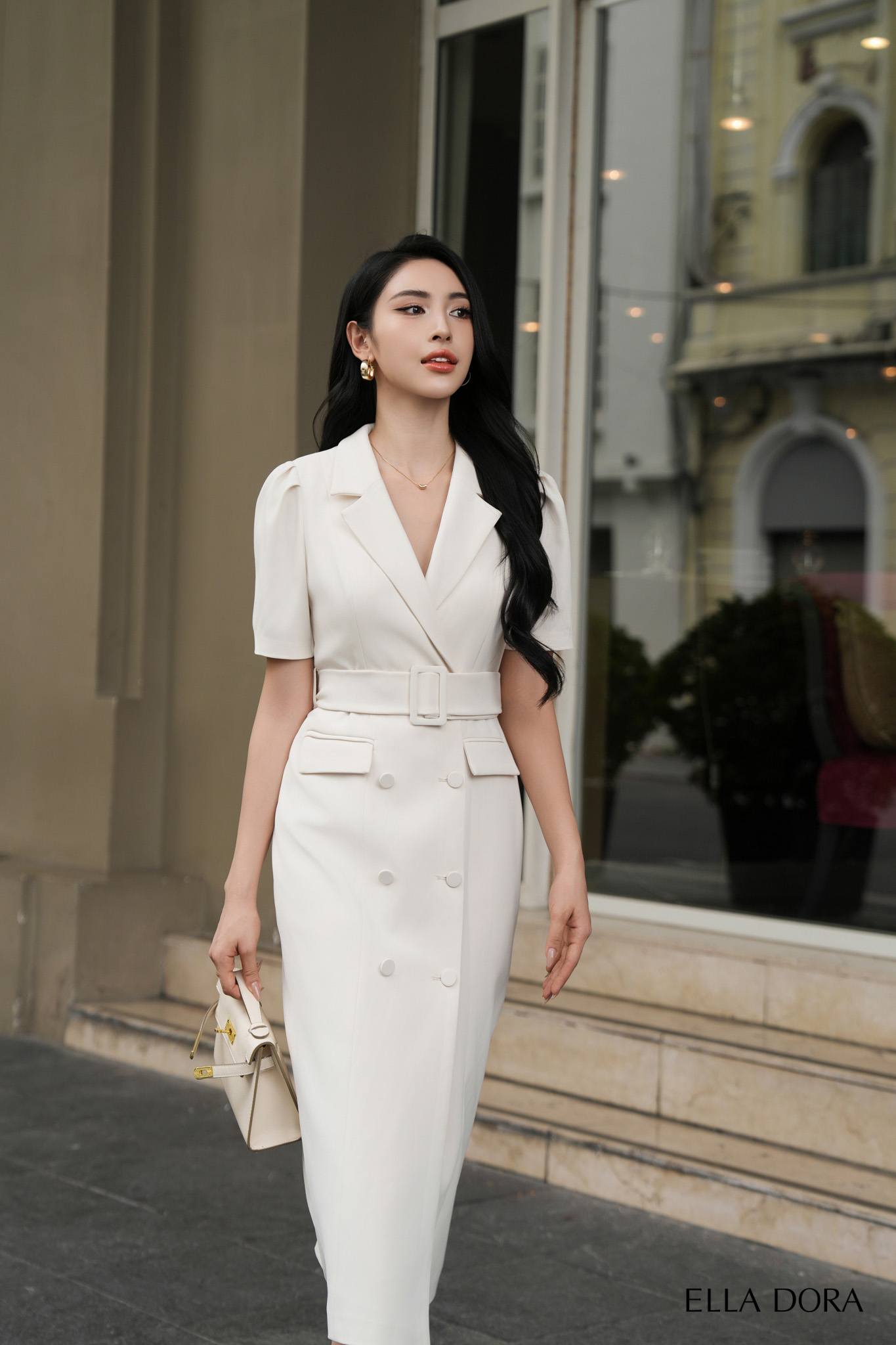 Đầm cổ ve đai bọc