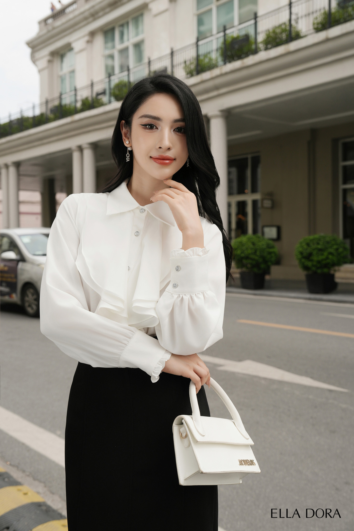 Sơ mi phối bèo ngực và tay