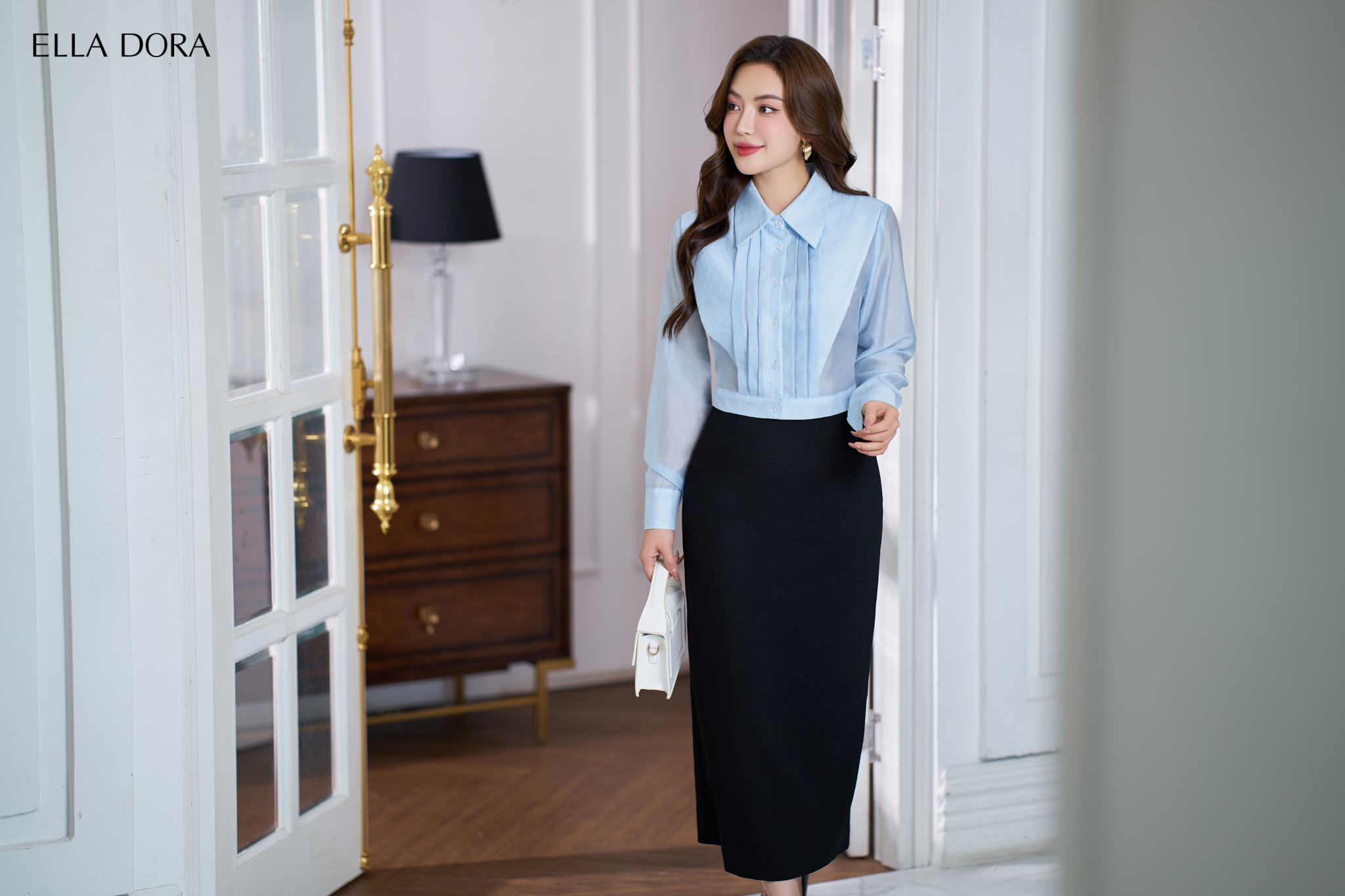 Sơ mi tơ xanh li ngực