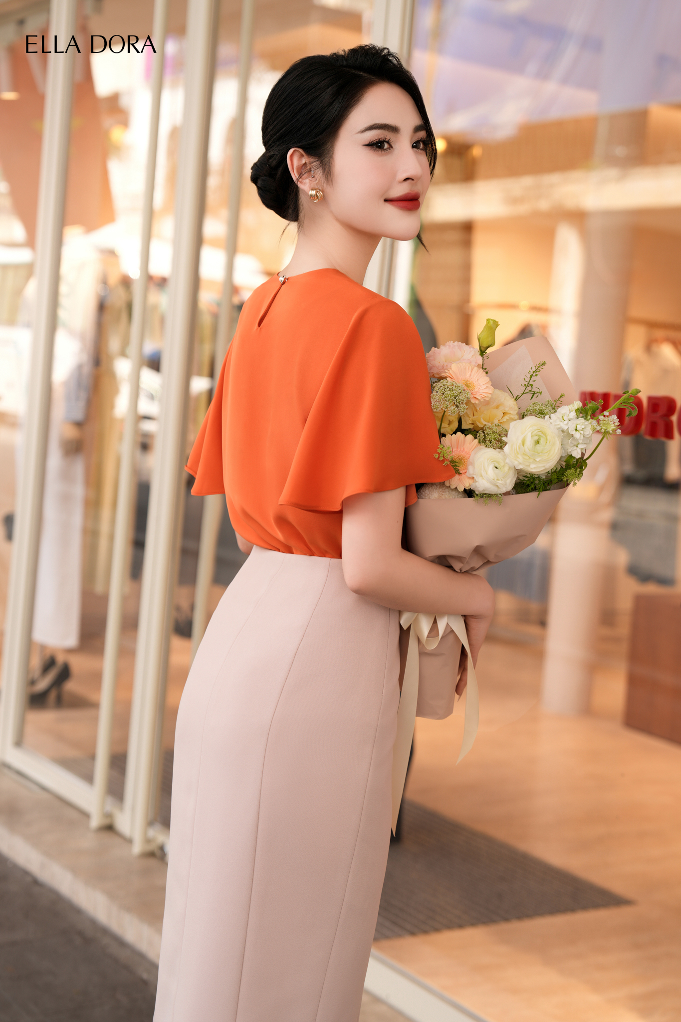 Chân váy chì dài xẻ trước