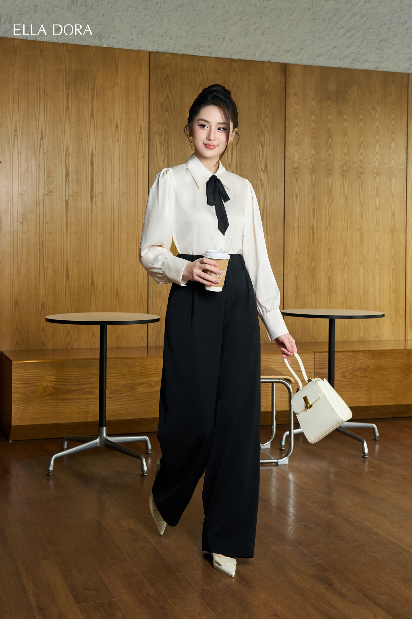 Sơ mi cổ đức nơ đen